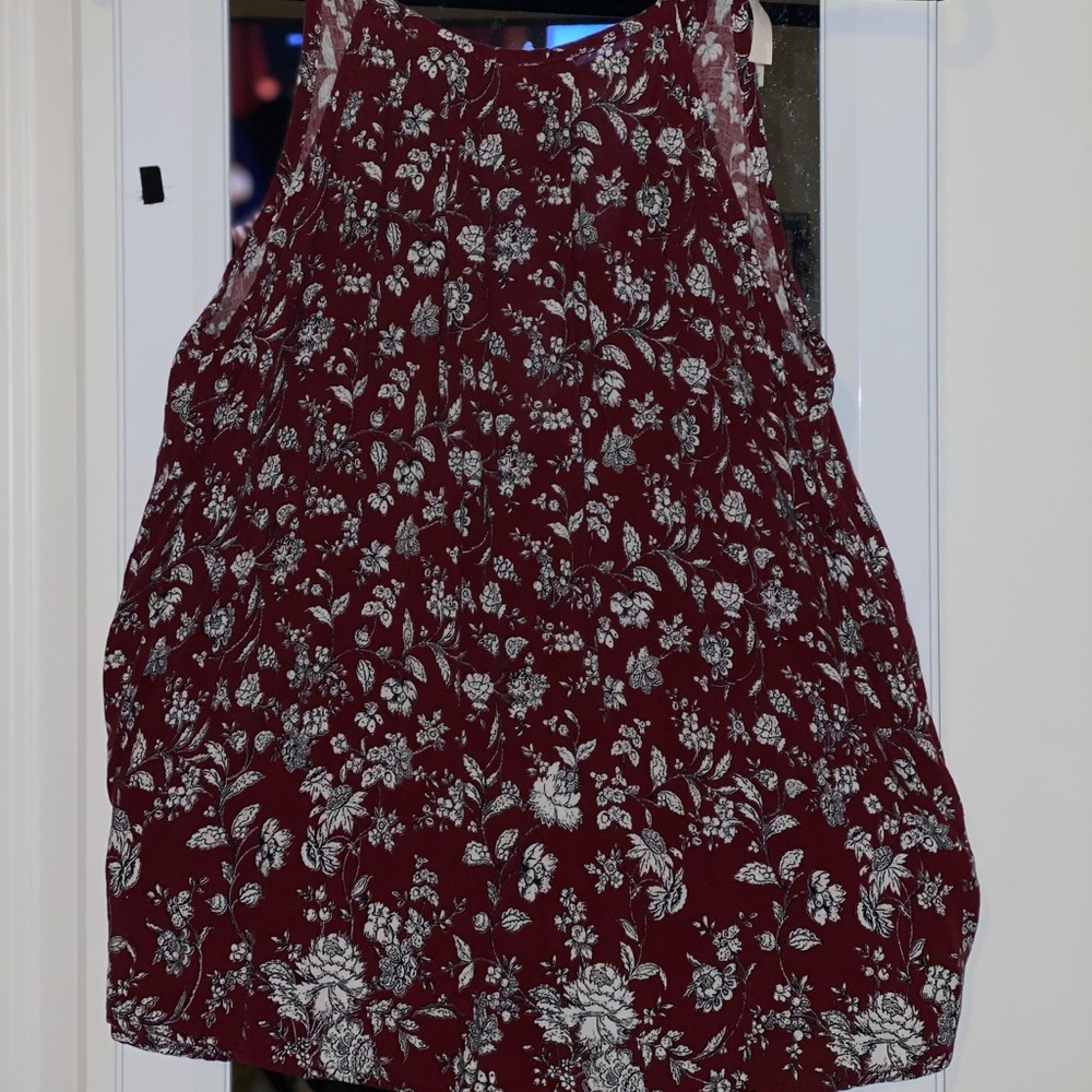 A maroon/burgundy tank top